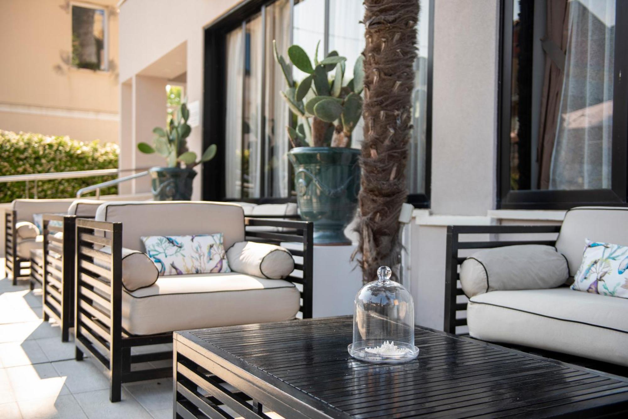 Miramare - & - Free Breakfast & Brunch Until 13-00 4* Cervia