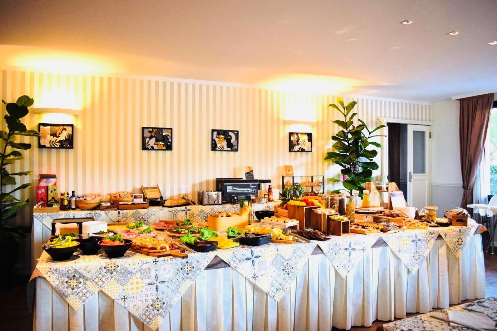 Miramare - & - Free Breakfast & Brunch Until 13-00 Hotel Cervia
