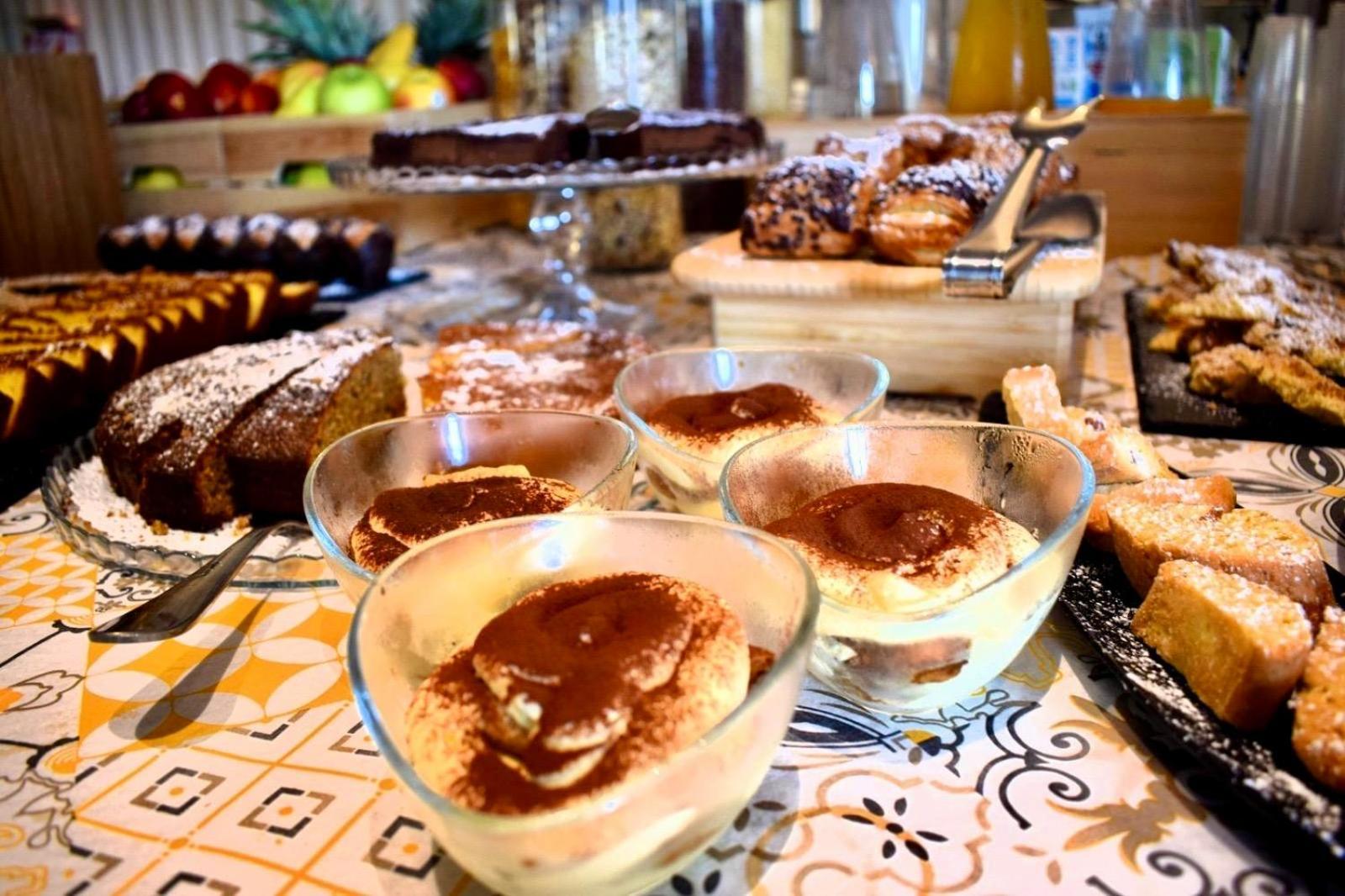 Miramare - & - Free Breakfast & Brunch Until 13-00 4* Cervia